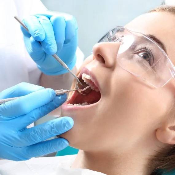 dentist near me in Lucan ON